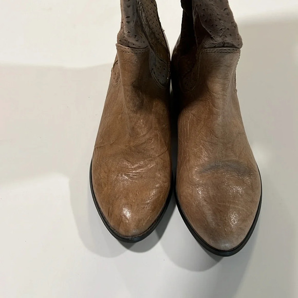 BC footwear - sided leather boots, tall and textured, 8 - Picture 6 of 15